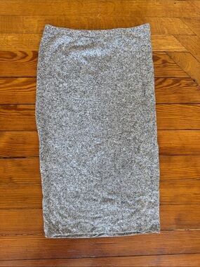 Women's Gray Knit Pencil Skirt - Classic Slim Fit